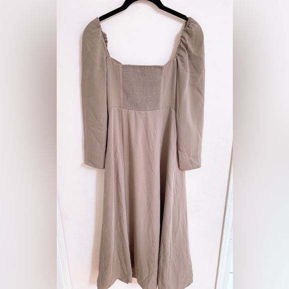 Aritzia Wilfred Tulum Dress in Pine Bark - Picture 3 of 16